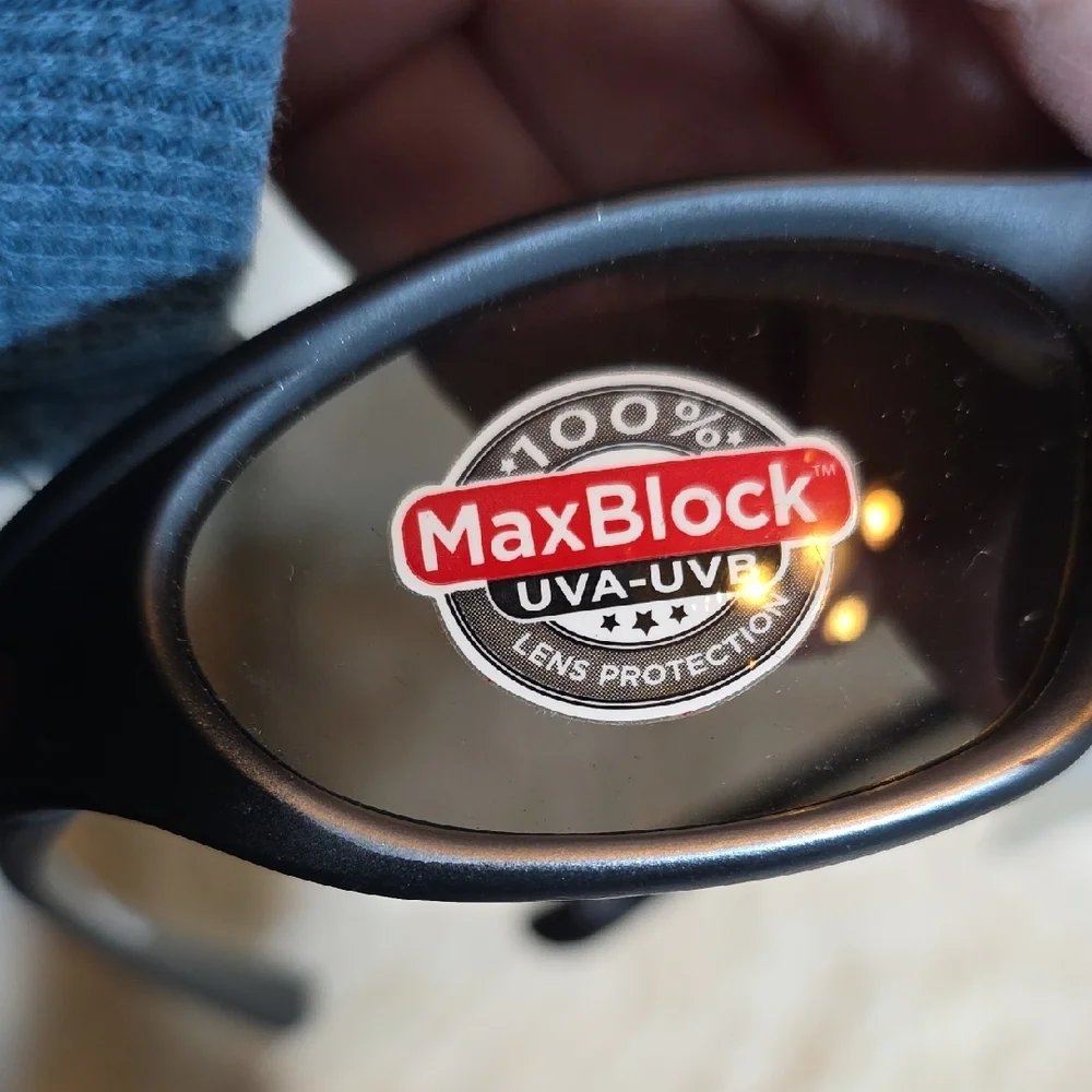 Foster Grant Kids Black Sunglasses